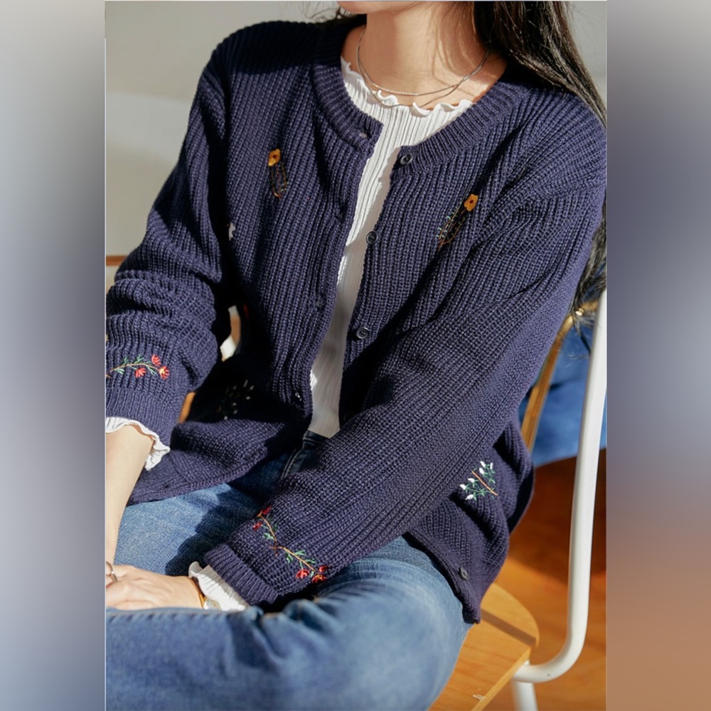 Vintage Floral Embroidered Cardigan